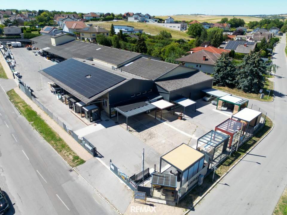 Vielseitiges Gewerbe- und Lagerobjekt mit Freiflächen in Loidesthal – ehemaliges Lagerhaus mit großem Entwicklungspotenzial