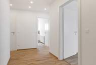 ERSTBEZUG nach Sanierung | 3 Zimmer + separate Küche | Tageslicht-Bad | Tischler-Küche mit Siemens Geräten | Freier Mietzins