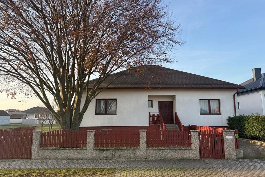 Großzügiges Einfamilienhaus auf fabelhaftem Grundstück, Haus-kauf, 333.333,€, 2422 Neusiedl am See