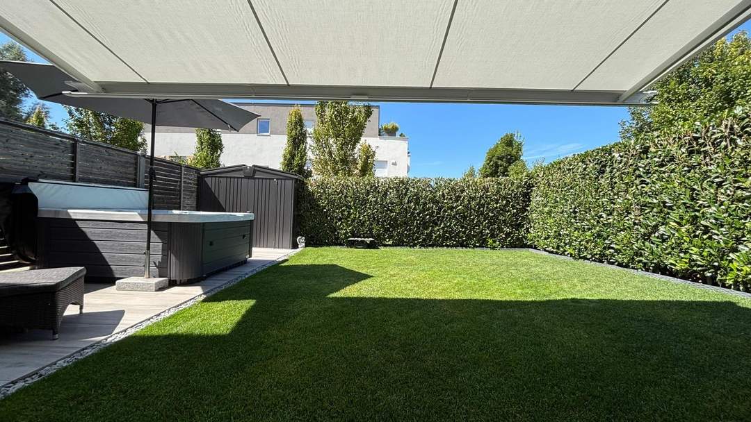 Elegant ausgestattete Wohlfühlwohnung mit Privatgarten