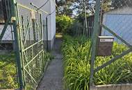 SANIERT: Kleinhaus mit Dachboden auf großem Grundstück in ruhiger Gegend