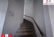 Sofort beziehbare attraktive 1-Zimmer-Wohnung – Ehemaliges Arbeiterquartier mit vielfältigem Nutzungspotenzial