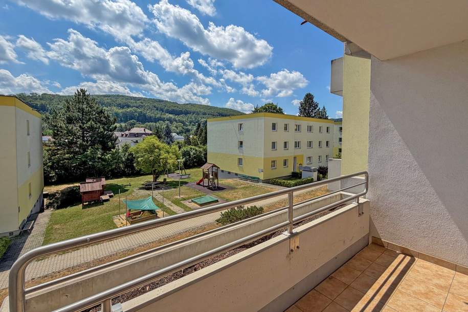 Erstbezug nach Neugestaltung! 3-Zimmer mit Südloggia und Tiefgaragenplatz in begehrter Zentrumslage, Wohnung-kauf, 295.000,€, 3021 Sankt Pölten(Land)