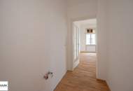 ** ab Neujahr: rd. 67 m² großes 2 Zimmer Altbau Büro in der Innenstadt **