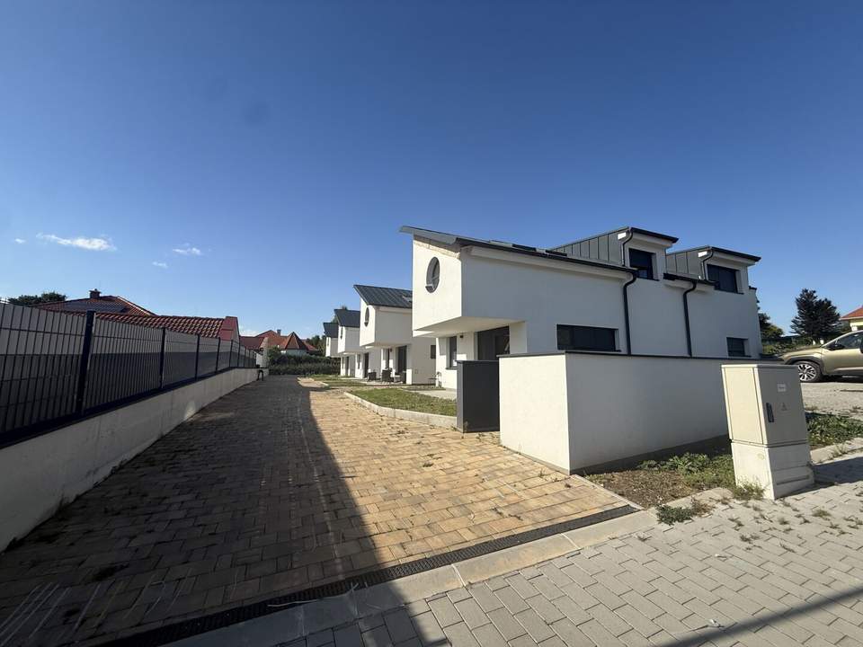 3 moderne Reihenhäuser in Neusiedl am See