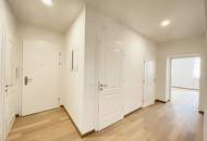Modern gestaltete Altbauwohnung mit großzügigem Wohnbereich und südseitigen Außenflächen