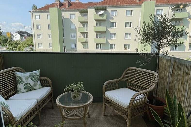 Sonniges Wohnglück in Wels: geräumige 3-Zimmer-Wohnung mit Balkon in bester Lage – ruhig wohnen, zentral leben und einfach wohlfühlen in der Carl-Richter-Straße! Ab sofort verfügbar - vereinbaren Sie noch heute Ihren Besichtigungstermin!, Wohnung-miete, 909,12,€, 4600 Wels(Stadt)