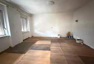 Sanierungsbedürftiges Wohnhaus mit 1.375 m² großem Grundstück in Schachendorf!