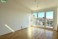 Charmante 3-Zimmer Dachgeschosswohnung inkl. Einbauküche und zwei Terrassen! Ab Juli!