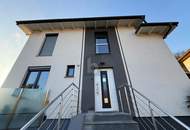 MODERN MIT BERG- UND WALDBLICK!