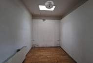 RARITÄT: SANIERUNGSBEDÜRFTIGE LIEGENSCHAFT IN EINZIGARTIGER LAGE MIT FERNBLICK INS KREMSTAL