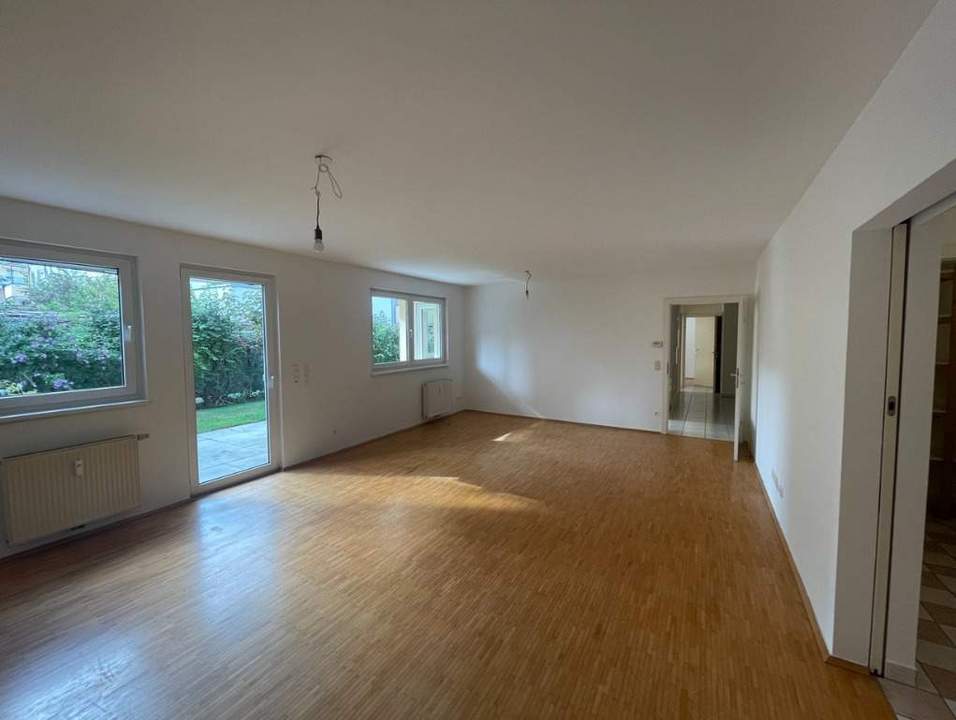 Großzügige Gartenwohnung – zentral und ruhig gelegen