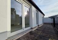 FRÜHLINGSAKTION! BELAGSFERTIG PLUS! INKLUSIVE VERFLIESUNG, PARKETT UND MALEREI. CARPORT. 5 ZIMMER. 2 BALKONE. 2 TERRASSEN. PROVISIONSFREI für den Käufer.