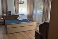 PROVISIONSFREI: Großes Einfamilienhaus (236m²) mit 3.896m² Baugrund im Zentrum von St. Marein/ Graz