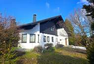 Gediegenes Einfamilienhaus mit Gebirgsblick und Potenzial