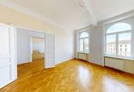 Großzügige 5 Zimmer Wohnung in schönem Altbau - nahe Stadtpark