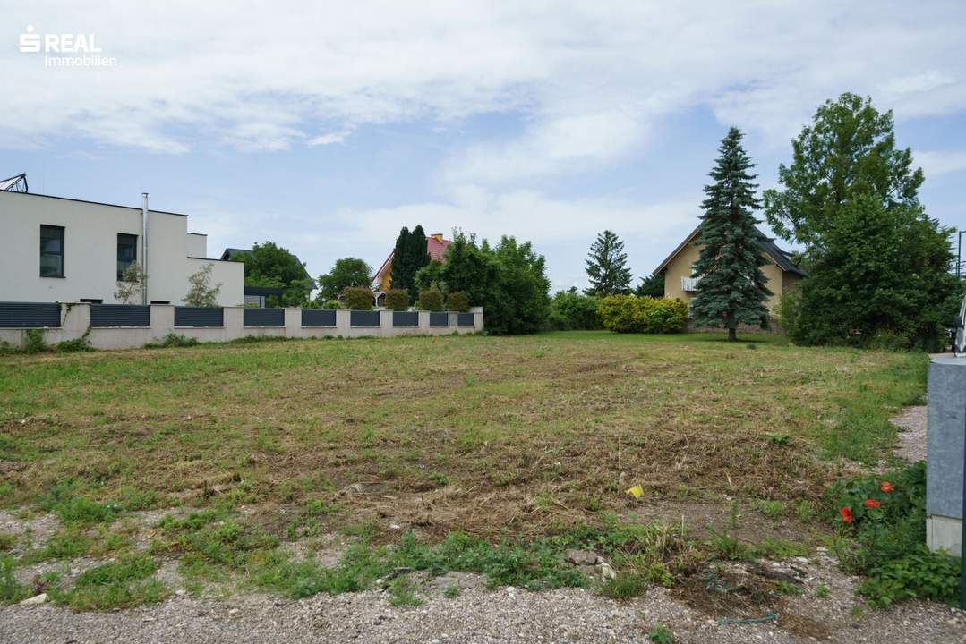 Aufgeschlossener Bauplatz - 1.071m², 30% Bebauungsdichte, max. 2 Wohneinheiten, offen, 6,5m Gebäudehöhe