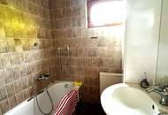 DOPPELHAUS IN SONNIGER LAGE