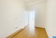 Charaktervolle 3-Zimmer-Altbauwohnung mit Sonnenausrichtung