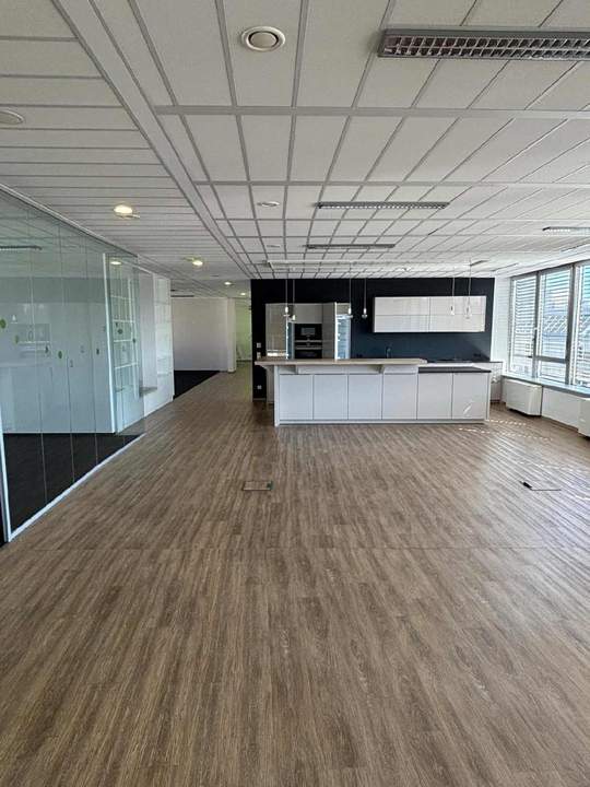 Exklusive Bürofläche mit Weitblick: Modernes Arbeiten im "SKYLINE" 1190 Wien