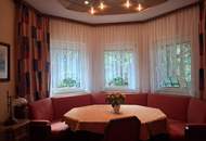 ''Komfortabel ausgestatteter Bungalow mit parkähnlichem Garten''