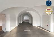 Vielseitiges Gewerbeobjekt mit 320m² Büros, 400m² Hallen/Garagen & 750m² Lagerplatz