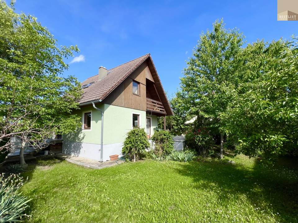 Ruhig wohnen, perfekt angebunden – Einfamilienhaus mit Gartenidylle in Traiskirchen
