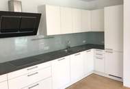 MIETANBOT ANGENOMMEN - TRAUM GARTEN 5 Zi Wohnung inkl. 1 TG Platz - 3 Bedroom Garden Apartment + 1 Parking spot