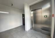 NEU ++ VIER Zimmer mit TERRASSE und GARAGENPLATZ