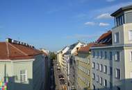 OFFEN, HELL UND EINFACH ZUM WOHLFÜHLEN!