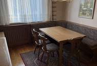 teilsaniertes Doppelhaus mit Keller und Garage auf schönem großem Grundstück zu verkaufen