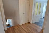 PROVISIONSFREI! Dachgeschosswohnung mit Terrasse - Eigengarten möglich!