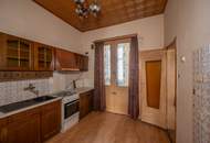 ++Q18++ sanierungsbedürftige 2-Zimmer Altbauwohnung mit viel Potenzial