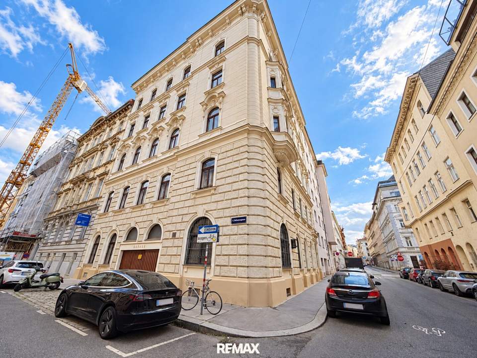 Rarität in 1040 Wien - Altbau mit Doppelgarage!