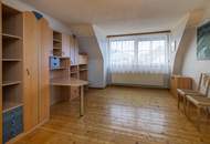 Haus mit traumhaftem Garten in Lanzendorf | 6 Zimmer, 4 Autostellplätze | Auch als Mehrfamilienhaus nutzbar | Am Naherholungsgebiet Zayawiesen