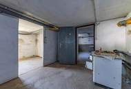 GROßZÜGIGE LIEGENSCHAFT MIT GARAGE IN STOCKERAUER STADTLAGE!