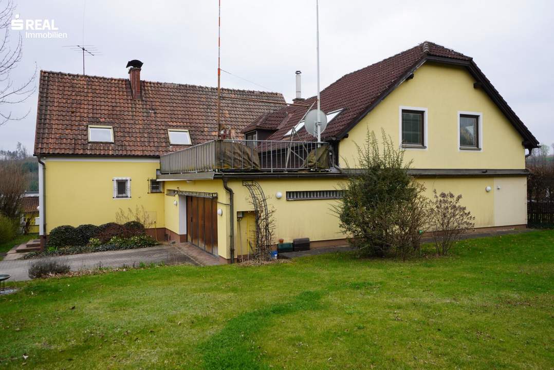 Gepflegtes Einfamilienhaus mit eigenem SPA-Bereich und großem Garten