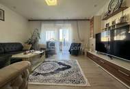 Großzügiges Zweifamilienhaus Garten, Balkon &amp; 4 Stellplätzen – Top Preis!