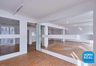 Moderner Büro oder Praxisraum mit Balkon am Paulusplatz