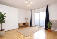 Einziehen und wohlfühlen – helle 2-Zimmer-Wohnung mit Loggia und Parkplatz