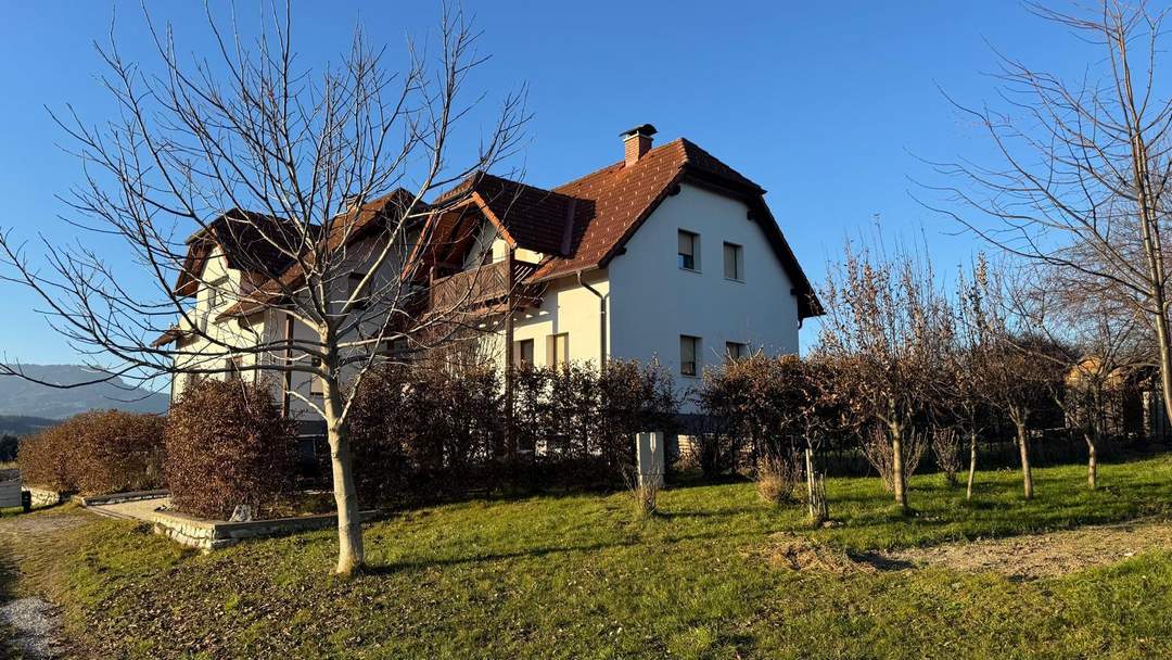 Großzügiges Wohnhaus mit zwei Wohneinheiten in einem Ortsteil von Kumberg