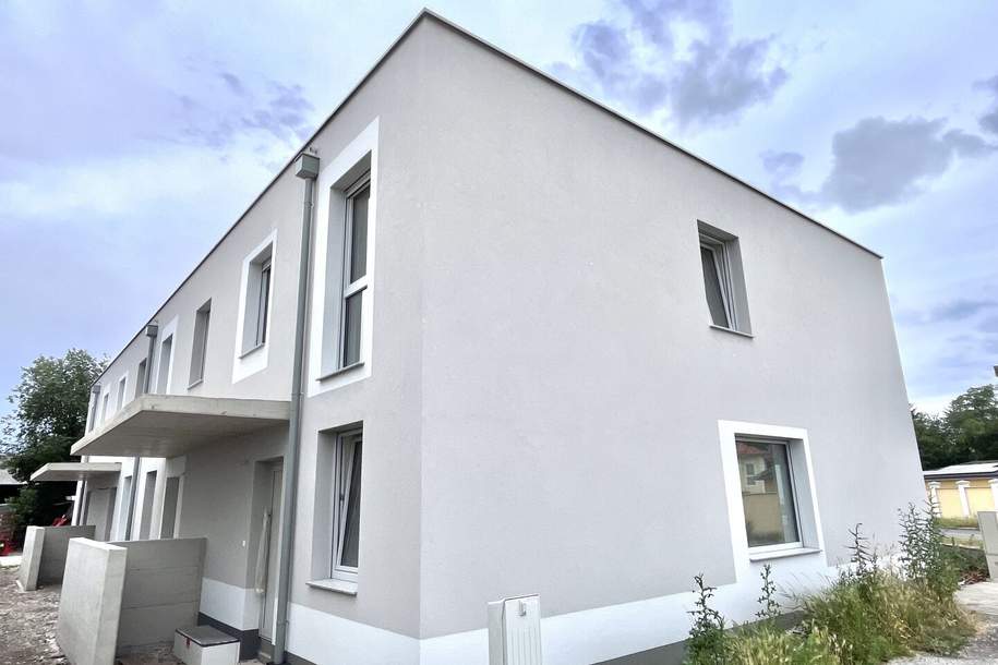 MIETKAUF - Modernes Wohnen in Erstbezug - Reiheneckhaus mit Garten und zwei Parkplätzen!, Haus-miete, 1.799,01,€, 2523 Baden