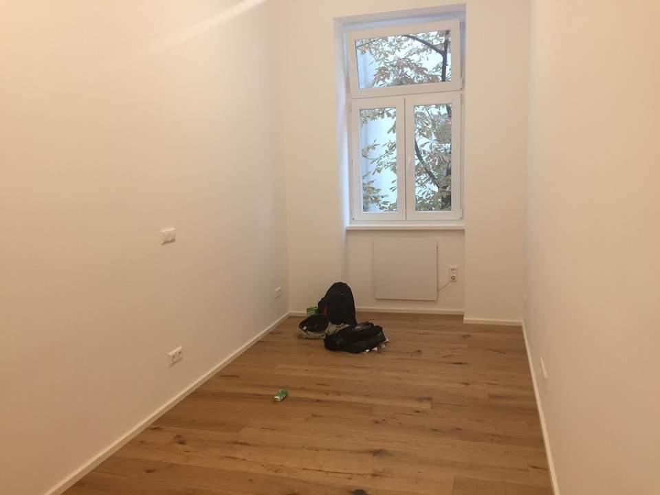 Kleines Büro/Atelier/homeoffice 20m2 plus Abstellraum, Nettomiete € 367,99.-