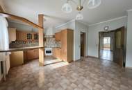 Familienhaus mit großem Garten, Keller und Garage - in toller Lage in 2020 Schöngrabern