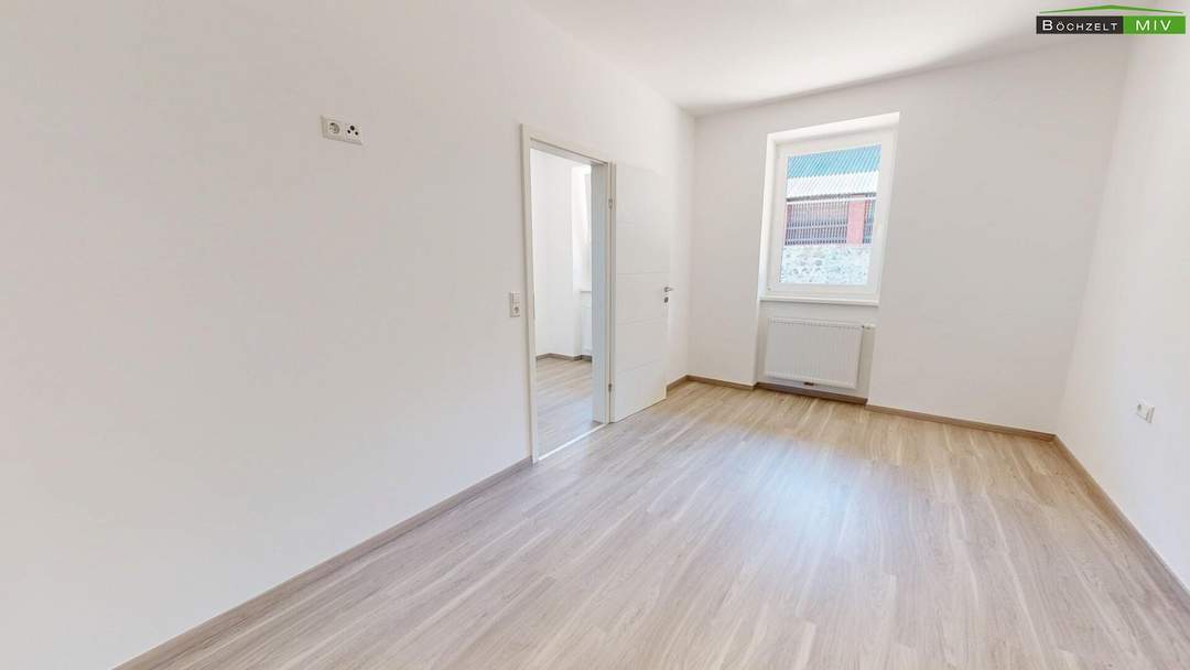 sanierte Mietwohnung mit ca. 42,66 m² ++ &amp; ca. 30,71 m² Terrasse ++