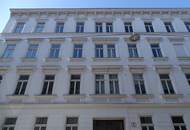 1060! 2-Zimmer DG mit kleinem Balkon nahe U4/Pilgramgasse!