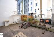 ** Sanierte 2-Zimmer-Altbau Wohnung mit Balkon in hofseitiger Lage - guter Lage **