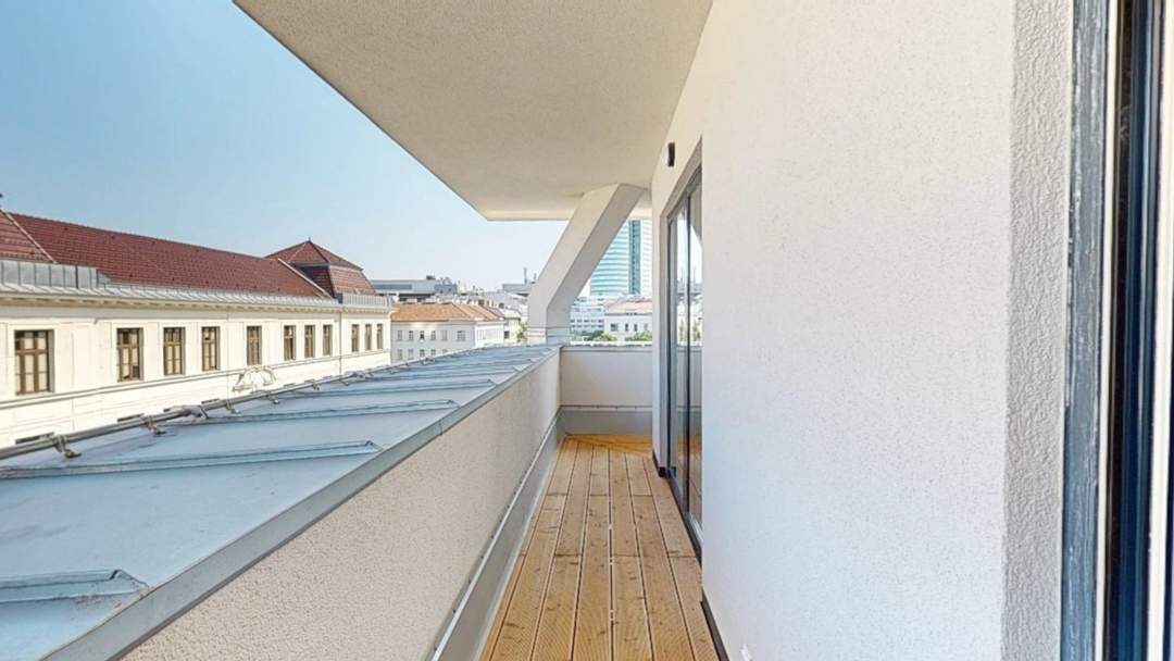 Modernes Wohnen - Weitblick im DG mit Loggia nahe Millennium City