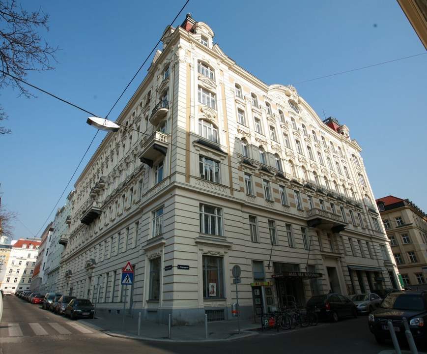 Altbau-Büroflächen in bester Lage