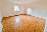 Liebevolle 3-Zi.-Wohnung mit 330 m² Garten!